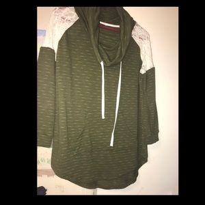 Green nice sweatshirt thing